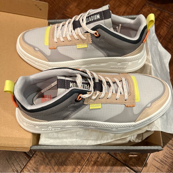 Palladium Palla Reverse Lo Women’s Size 9 - Picture 7 of 8